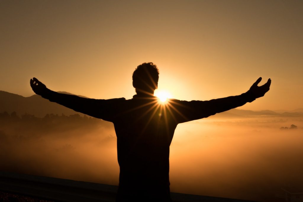 Dám đối mặt khó khăn, thử thách sẽ kích thích kỹ năng tư duy sáng tạo (Nguồn: Unsplash)