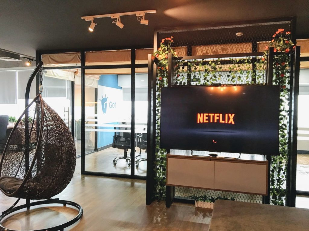 Neftlix and chill! 🍿😎